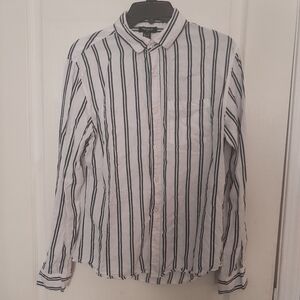 Forever 21 Black and White Striped Casual Shirt